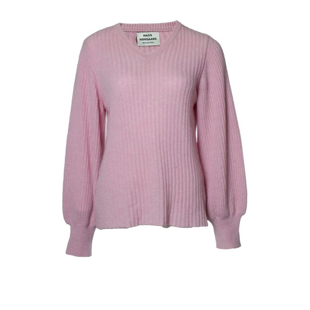 Mads Nørgaard, pink ribbed sweater